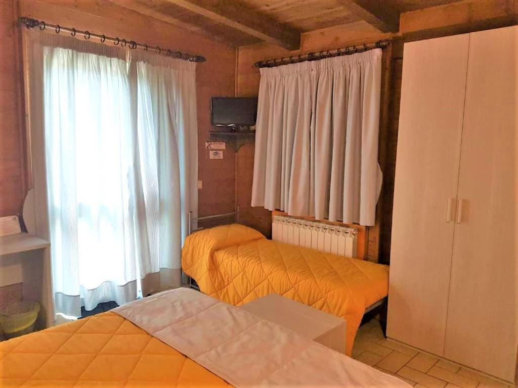 Il Laghetto Bed and Breakfast Castrovillari Eksteriør billede